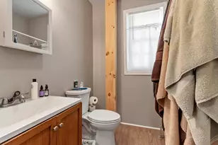 102 Liberty St, Athol, MA 01331 - Photo 6