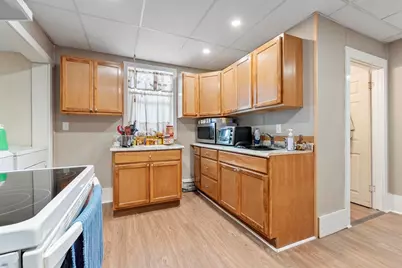 102 Liberty St, Athol, MA 01331 - Photo 4