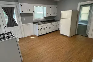 47 Mayland St, Fitchburg, MA 01420 - Photo 8