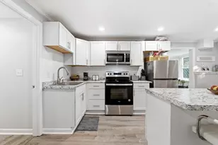 24 Lawton St, Haverhill, MA 01830 - Photo 20