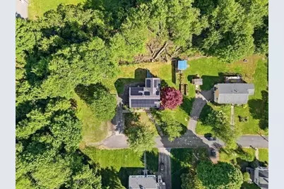 24 Lawton St, Haverhill, MA 01830 - Photo 34
