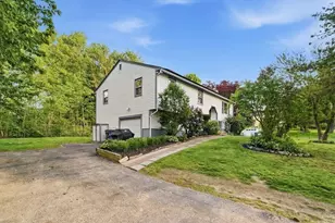 24 Lawton St, Haverhill, MA 01830 - Photo 4