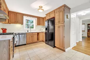 43 Grandview Ave, Watertown, MA 02472 - Photo 8