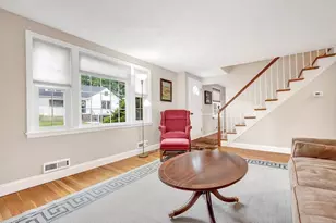 43 Grandview Ave, Watertown, MA 02472 - Photo 4