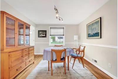 43 Grandview Ave, Watertown, MA 02472 - Photo 6