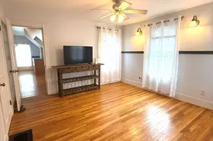 10 Avon St, Saugus, MA 01906 - Photo 20
