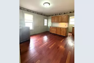 10 Avon Street, Saugus, MA 01906 - Photo 10