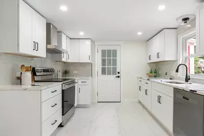 34 School House Ln, Billerica, MA 01821 - Photo 4