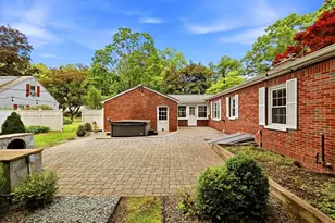 130 Connecticut Ave, Springfield, MA 01104 - Photo 10