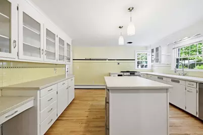 130 Connecticut Ave, Springfield, MA 01104 - Photo 20