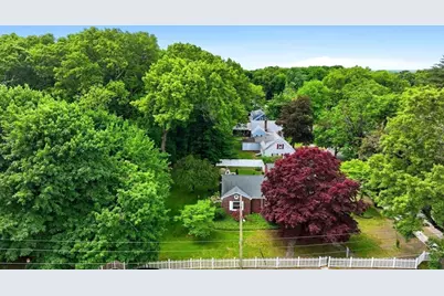 130 Connecticut Ave, Springfield, MA 01104 - Photo 12