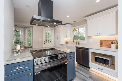 48 Macarthur Rd, Stoneham, MA 02180 - Photo 2