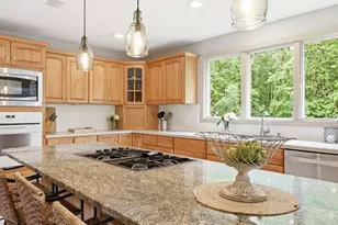 48 Hummingbird Ln, Swansea, MA 02777 - Photo 14