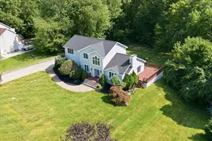 48 Hummingbird Ln, Swansea, MA 02777 - Photo 4