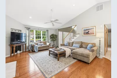 48 Hummingbird Lane, Swansea, MA 02777 - Photo 8