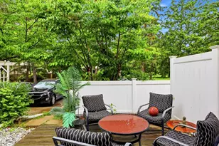 29 Plantation Dr, Agawam, MA 01001 - Photo 18