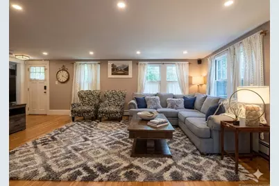 410 Marrett Rd, Lexington, MA 02421 - Photo 4