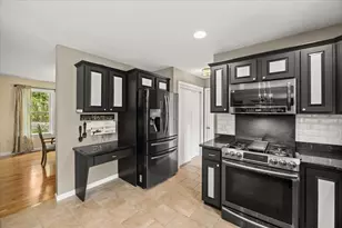 7 Parson's Walk, Berkley, MA 02779 - Photo 20