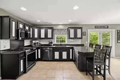 7 Parsons Walk, Berkley, MA 02779 - Photo 18