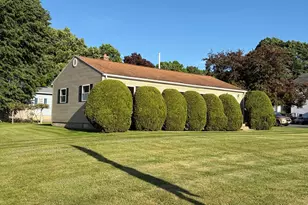138 N Main St, Belchertown, MA 01007 - Photo 4