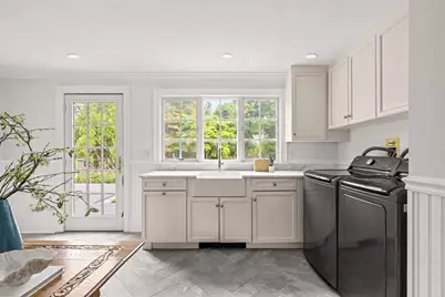3 Rockland St, Dartmouth, MA 02748 - Photo 26