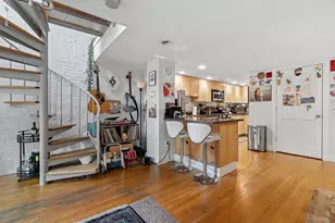 32 Yarmouth St, Boston, MA 02118 - Photo 12