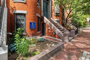 32 Yarmouth St, Boston, MA 02118 - Photo 18