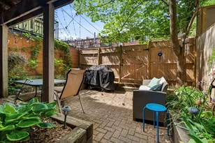 32 Yarmouth St, Boston, MA 02118 - Photo 14