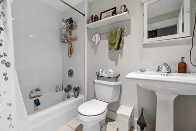 32 Yarmouth St #A, Boston, MA 02118 - Photo 8
