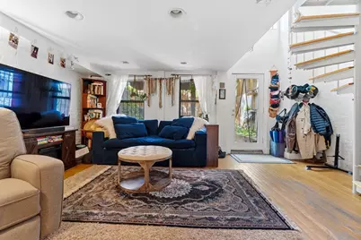 32 Yarmouth St #A, Boston, MA 02118 - Photo 10