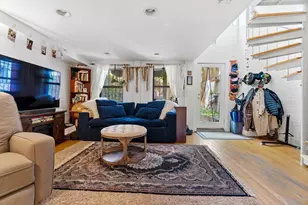 32 Yarmouth St, Boston, MA 02118 - Photo 10