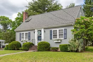 8 Beech St, Chelmsford, MA 01863 - Photo 2
