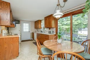 8 Beech St, Chelmsford, MA 01863 - Photo 10