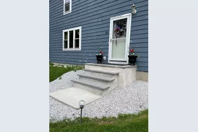 63 Gardner Rd, Hubbardston, MA 01452 - Photo 4