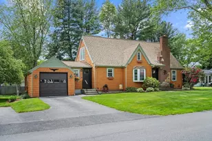 23 Walnut St, Oxford, MA 01540 - Photo 2