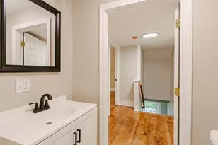 51 School St, Upton, MA 01568 - Photo 10