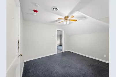 286 Pine St #3R, Holyoke, MA 01040 - Photo 2