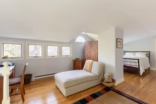223 Lakeview Ave, Cambridge, MA 02138 - Photo 18