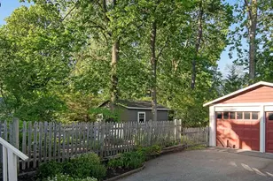 223 Lakeview Ave, Cambridge, MA 02138 - Photo 26