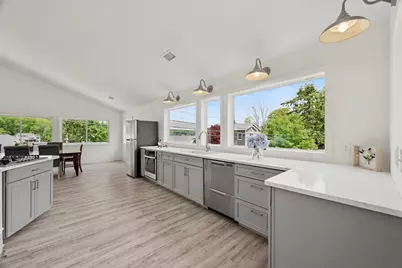 6 Wilson Ave, Spencer, MA 01562 - Photo 8