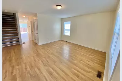93 Orleans #93, Springfield, MA 01109 - Photo 2