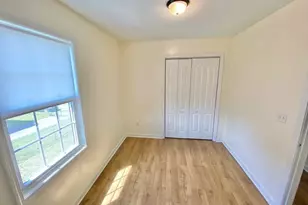 93 Orleans, Springfield, MA 01109 - Photo 12