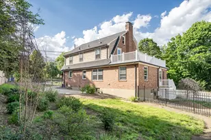 284 Lake St, Belmont, MA 02478 - Photo 38
