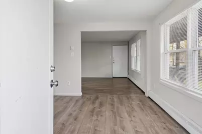 120 Orchard St #B, Springfield, MA 01107 - Photo 2