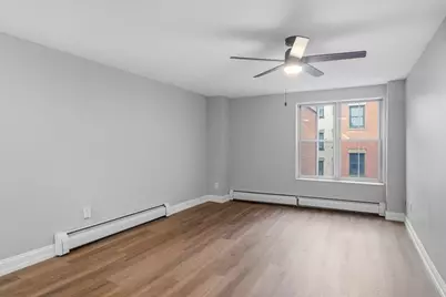 197 High St #302, Holyoke, MA 01040 - Photo 2