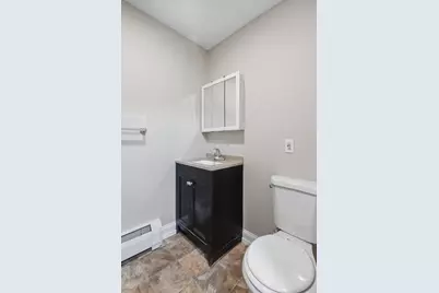 197 High St #302, Holyoke, MA 01040 - Photo 6