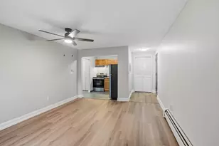 197 High St, Holyoke, MA 01040 - Photo 4