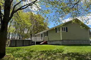 31 Columbus Rd, Woburn, MA 01801 - Photo 2
