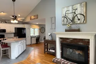 31 Columbus Rd, Woburn, MA 01801 - Photo 8