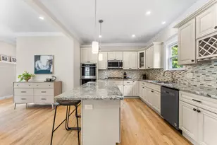 156 Ashmont St, Boston, MA 02124 - Photo 4